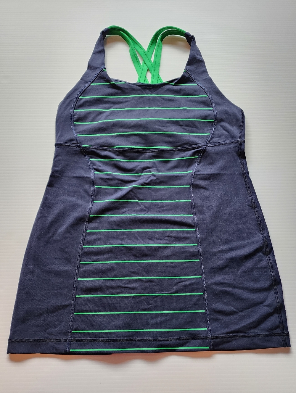 Lululemon Energy Tank in Slalom Stripe Inkwell/ Green Bean - Size 6 EUC